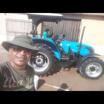 DumisaniNomjana's profile picture. Farmer