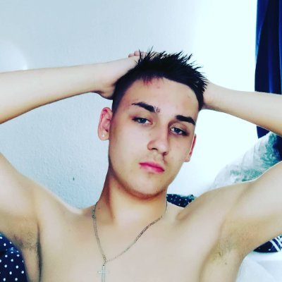 Mache hier mein xxx acc verkaufe auch Bilder oder vedios oder andere sachen