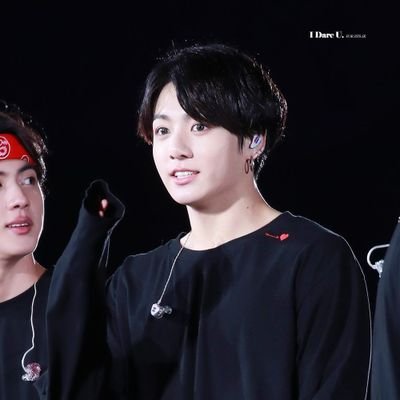 SAArmy42749260's profile picture. South African ARMY 💜
Jungkook biased
ARMY since 2020 💜
(also a dsmp fan 🤣)