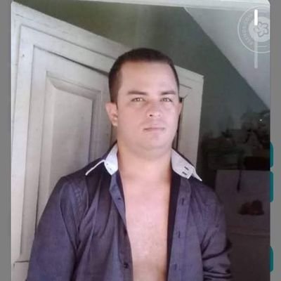 JoelsonBernardo's profile picture. Sou cinsero e um pouco chato