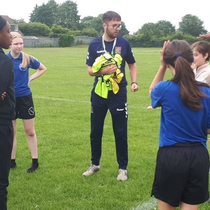 FA LV2+YM 1+2 and UoN graduate. I have a hearing impairment. I'm highly enthusiastic and keen learner of the game we all love. 

PL KICKS coach for @NTFC_CT