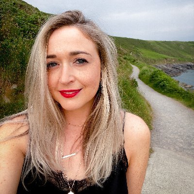 Jess_Whitehill's profile picture. Aussie screenwriter/ghostwriter, UK-based