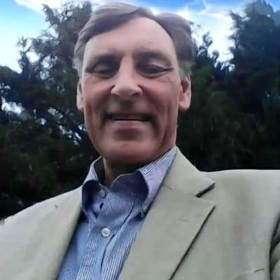33 years in Business Development Love 💘 animals, travel, live entertainment. A Optimist Club member... A HUGE GAMECOCK fan Love the KC Royals & Chiefs