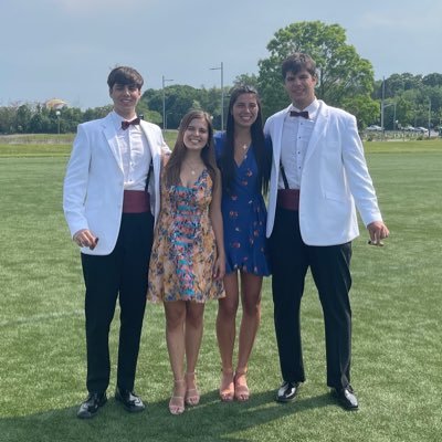 suzrussell64's profile picture. 