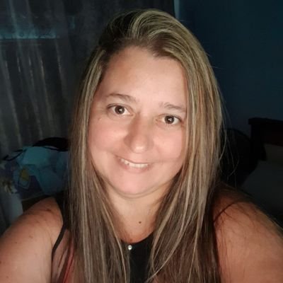 Deus é minha fortalesa é
minha família é minha base