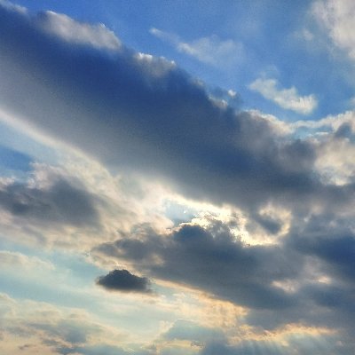 GOの👿👼左右CP固定アカウントです。当然20↑の圧倒的社会人。字を書きます。何かあればお気軽にDMへ👋😃※体調不良でほとんど浮上できません。※これの続きはもう書けない、と腹に決めるとすぐ投稿を削除します。スイマセン