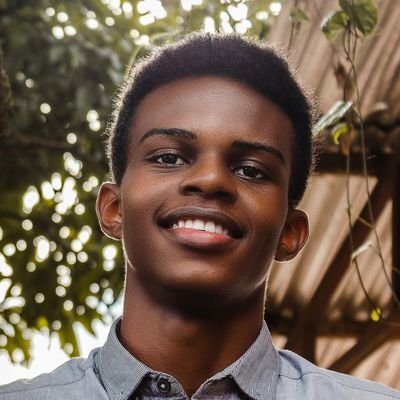 makchris_'s profile picture. 📸 I Develop Ideas into Pictures
• 💯 Everyone is Photogenic
• Contact & Social Media links 👇