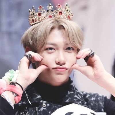ā ļø: ā 00' she / they | felix | mark | winwin | fan account.