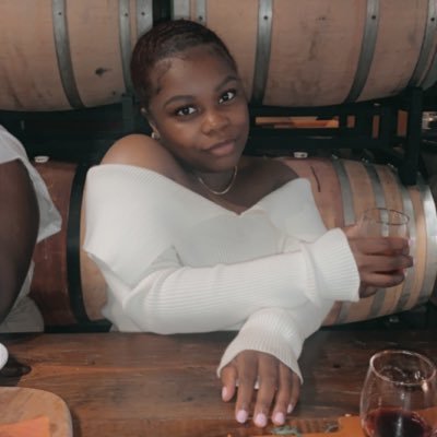 _dessiedes's profile picture. 