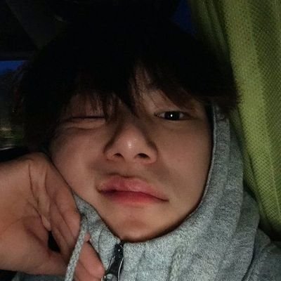 _Peterpan11's profile picture. Sky