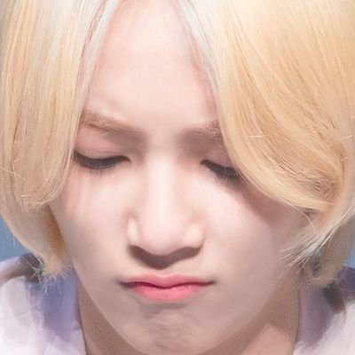 buying/selling/trading account🤘
mostly svt and skz