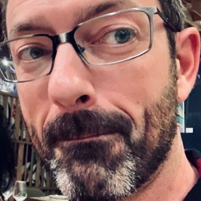 Film Lecturer. Adoptive dad. Loves cinema. Food obsessed. Likes to swim.