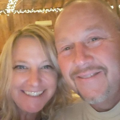 Lover of all Boston sports & seafood, customer & community marketer @ ECI_1995 Devoted sports mom. proud bull terrier rescue mom. Opinions are mine.