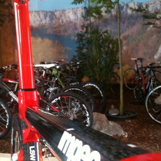 자전거 MTB & Road
BMC CYCLE 
camping ski snowboard  
Tracking 산