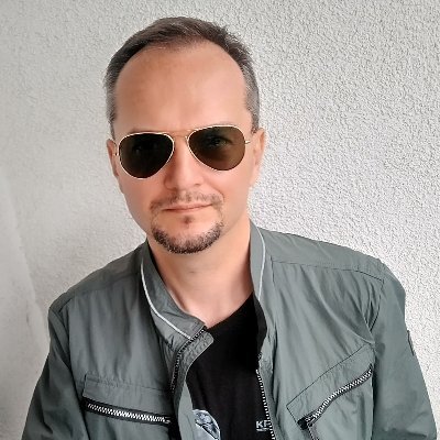 maciejk71's profile picture. Zawodowo: programista. Hobby: lotnictwo, militaria, fotografia, rower, pływanie.