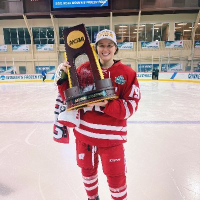 Wisconsin Hockey #19
Barstool Athlete