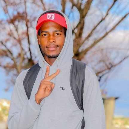 MiniFrancesco3's profile picture. I'm so young and handsome also a photographer and not interested in girls and also please girls don't come after me