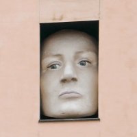 man with big head (@manwithbighead) Twitter profile photo