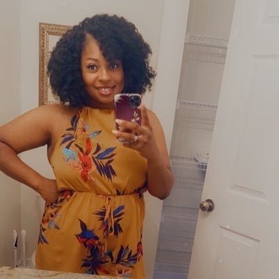 Mid 30’s . Mother /Sister/Friend . Trying to enjoy what’s left of this life