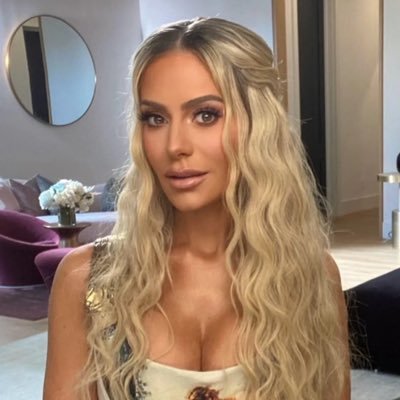 goditkemslag's profile picture. a real housewives stan // keep coming, who’s next?