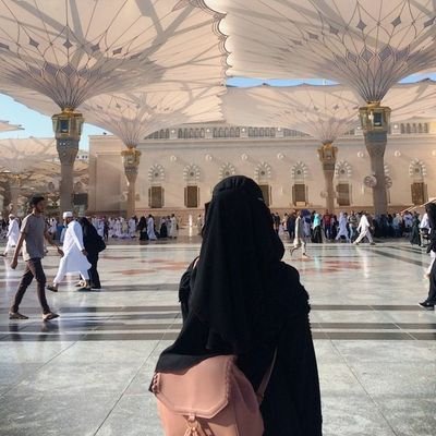 dila_ytw's profile picture. Hijrah bersama 
Follow instagram @Daily.note12