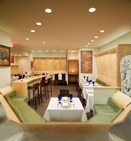 Award winning trend setter Kashmir, located on fashionable Newbury Street, has been recognized as the best Indian restaurant in Boston. Never resting on its lau