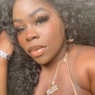 tbabethebabe's profile picture. Instagram: @TBabeTheBabe TikTok: @TBabeTheBabe