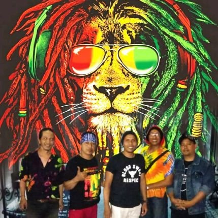 do ragga, dance and jive! Positive vibrations and inner luv! Strictly reggae,. local roots manuva, Sanur rastafarians: BALI REGGAE BOYS.