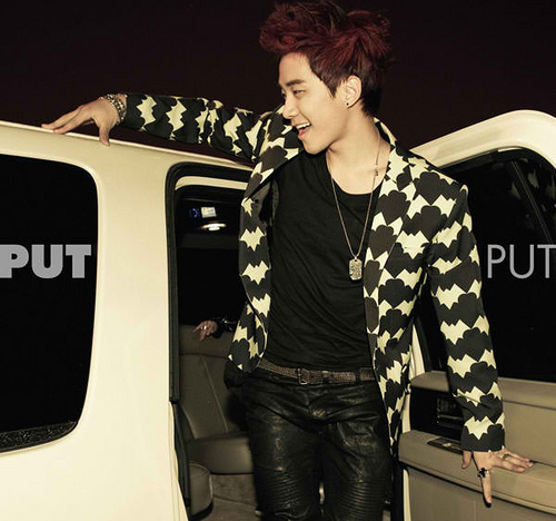 This is a role-playing account for 2PM's Junho! Follow him at @dlwnsghek!