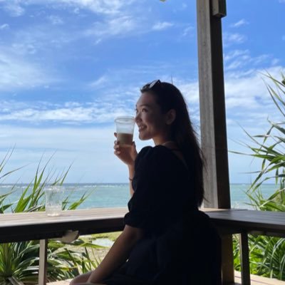 ROCkaede's profile picture. 現職で2年間の産育休を得て復帰🌿3歳の娘👧🏻ワーママ/自担勤務/リモートワーク/子育てと両立しやすい会社の働き方👩‍💻沖縄が大好き🌼