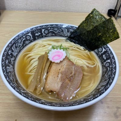 三代目浜八道です 営業時間 昼11時〜14時lo 夜17時30分〜20時30分lo 駐車場は店前に10台分あります 限定麺やサービス等の告知をして参りますので宜しくお願い致します