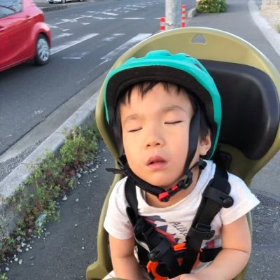 趣味はマラソン ツイッターはパワプロアプリのためにはじめました。 マラソンの川内選手が好き いや大好き。 母校駒澤の大八木監督も好き ものまね芸人のM高史さんとは生年月日と大学が同じ 目標はフルでサブ3.5 ベストは3時間３４分 2018さいたま国際