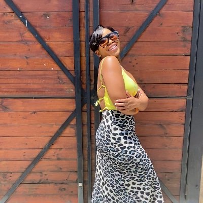 🛫⛏️👷🏽♀️Lawyer👩⚖️ || Fighting from a position of victory ✨| Gods Fave 💁 | Jer 29:11 ✨ | @n0lwazi_m