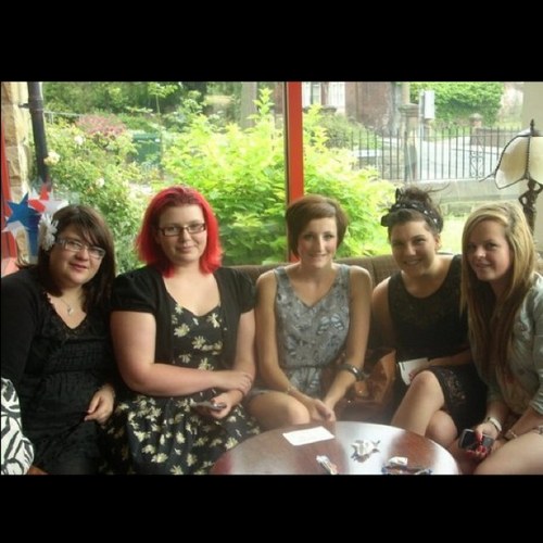 BabesRadio's profile picture. we are 5 girls who study media at RCAT and this is for our radio show @bostonaleece @anna_gracee @bryony_h_ @eleanorstennett @wwjd_aka_stick :D x