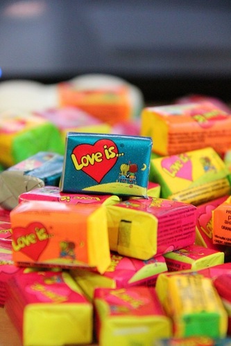 LoveisUfa's profile picture. Знаменитая Жвачка Love is снова в Уфе!