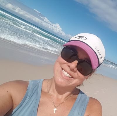 kimcallcott's profile picture. Proudly Vic, netball coach, sport tragic #westernbulldogs #melbvixens #melbstorm #backtheblues #melbrenegades #allblacks #aussiediamonds
Now a GC local 🤙🏼