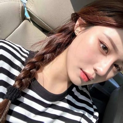 un2yl5Alj5cyJKP's profile picture. 身高165体重93 主播随缘兼职价高 眼子勿扰 微❤️zy165232