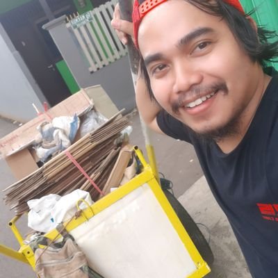 DmemMemo's profile picture. Automotive Care Supplier