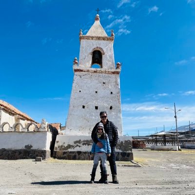 Ingeniero, pero sobre todas las cosas, un arduo aspirante a ser un buen padre. Orgulloso Papá de Taína Amparo e izquierdista por convicción.