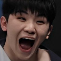 BAR (@pcrwoozi) 's Twitter Profile