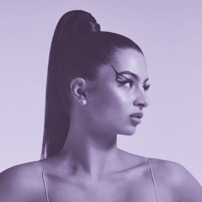 Singer/Songwriter | Click the link to pre - save my next single 💜