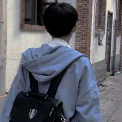 Kenneth08104115's profile picture. 