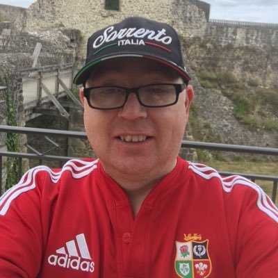 Anglo Catholic Priest,Rector of Caernarfon, Franciscan TSSF and Canon Prebendary of Bangor Cathedral,environmentalist, Evertonian 🏴