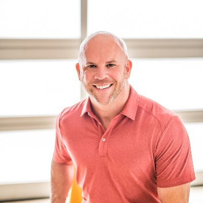 🚀CEO @RLinkBlockchain 📚Best-Selling Author & 🎤Speaker 🤝Connector | 👨‍👩‍👧‍👦Proud Husband & Dad of 5 🔮Tap into the Future of Investing Learn More ⤵️