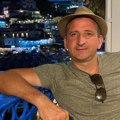 DieterDeBacker1's profile picture. BElieve in YOUrself💪. Online entrepreneur with 3 projects and mentor for high school students. Investor in silver & uranium stocks. Fan of NASA & ESA,🚀✨✨