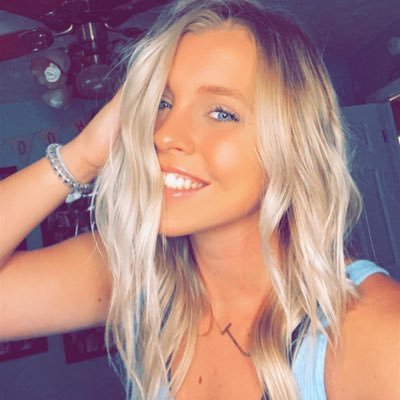 AnnaKateCarter1's profile picture. IG: annakate456