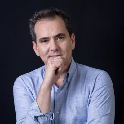 Periodista y cientista político.Master en Mktg Digital y Social Media. Productor de contenidos y parrillero perseverante.