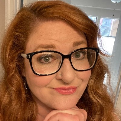 summeratSYR's profile picture. SI Newhouse School of Public Communications graduate. Grammar enthusiast. Word nerd. Cat mom. All opinions are my own.