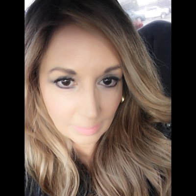KimDianeSanders's profile picture. Jellybeans salon