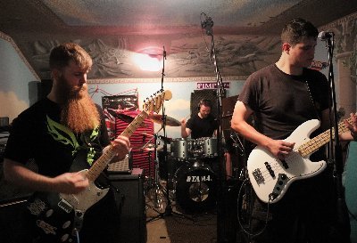 TheIndoctrinat3's profile picture. Punk/metal from Cotati, CA.

 LISTEN TO OUR EP!!!

https://t.co/jboghbYJkR